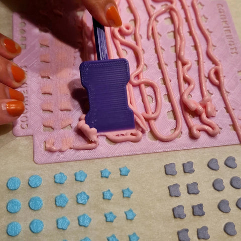 Stencil holder