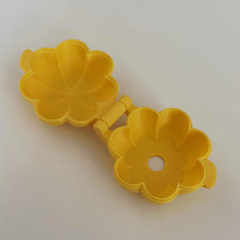 Stencil holder
